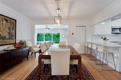 Completely remodeled 3/2 Coral Gables home on charming Catalonia - photo 3