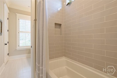 Open concept design, expansive windows offering light-filled - photo 28