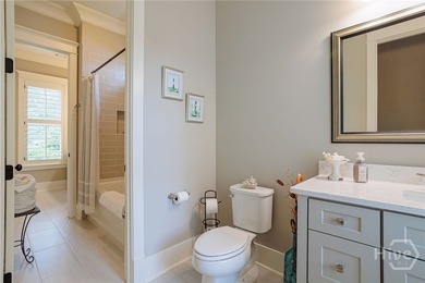 Open concept design, expansive windows offering light-filled - photo 29
