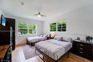 Completely remodeled 3/2 Coral Gables home on charming Catalonia - photo 9