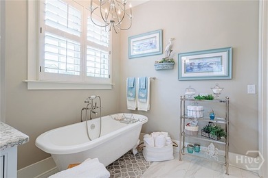 Open concept design, expansive windows offering light-filled - photo 40