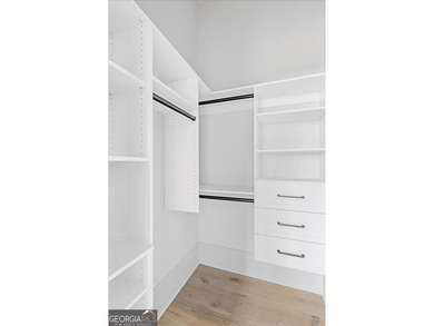 SOPHISTICATED ELEGANCE THROUGHOUT THIS STUNNING NEW CUSTOM - photo 42