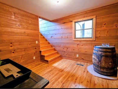 Discover your perfect getaway in this charming 3 bedroom, 2 - photo 15