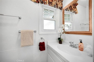 BEAUTIFUL, SINGLE-STORY home on a 14,250 sq ft lot! This house - photo 17