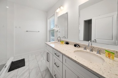 Built in 2021, this beautifully maintained 4-bedroom, 3-bathroom - photo 19