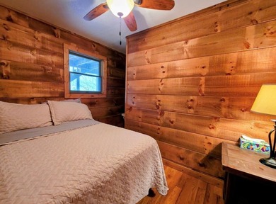 Discover your perfect getaway in this charming 3 bedroom, 2 - photo 20