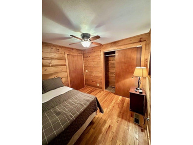 Discover your perfect getaway in this charming 3 bedroom, 2 - photo 22
