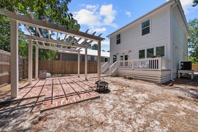 Built in 2021, this beautifully maintained 4-bedroom, 3-bathroom - photo 27