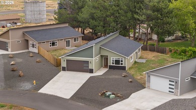 Brand new construction in Dallesport - and in this market, that - photo 2