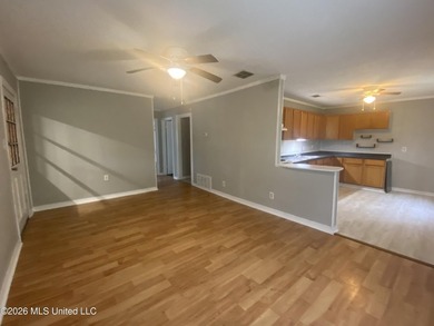 Great first time home buyer! This 3 BR 1 bath , Has a large - photo 18