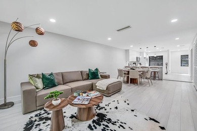 Prepare to be impressed! No detail overlooked, This spectacular - photo 8