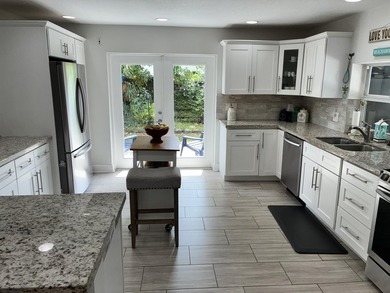 Experience Florida living in this beautifully updated - photo 3