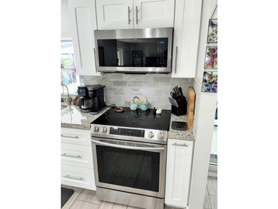 Experience Florida living in this beautifully updated - photo 5