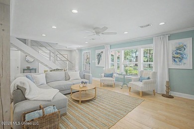 Private Resort-Style Retreat on just under an acre | Pool | - photo 8