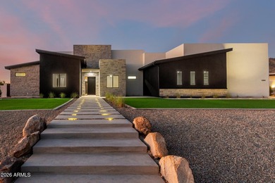 Exceptional craftsmanship and contemporary desert elegance come - photo 3