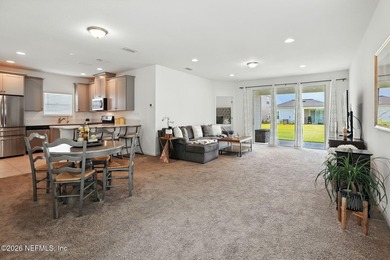 Welcome to life in the master-planned community of SilverLeaf in - photo 3