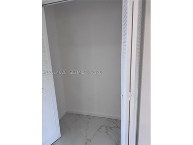 Beautifully remodeled 1-bedroom, 1.5-bath condo located in the - photo 11