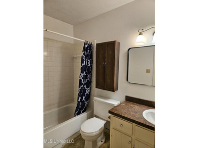 Well maintained brick home on a cul-de-sac just minutes from - photo 15
