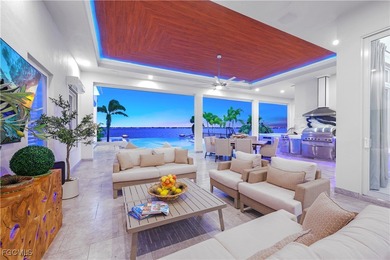 Spectacular Riverfront Estate: More than 1/2 acre lot (21,824sqf - photo 16
