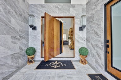 Spectacular Riverfront Estate: More than 1/2 acre lot (21,824sqf - photo 17