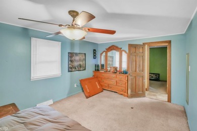 Welcome to this unique 3-bedroom, 1-bath raised ranch across - photo 19
