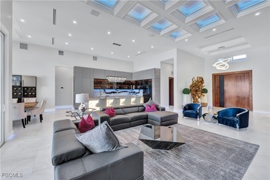Spectacular Riverfront Estate: More than 1/2 acre lot (21,824sqf - photo 22