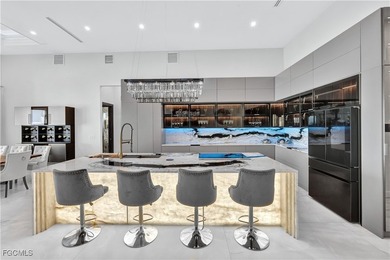 Spectacular Riverfront Estate: More than 1/2 acre lot (21,824sqf - photo 23