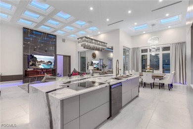 Spectacular Riverfront Estate: More than 1/2 acre lot (21,824sqf - photo 24
