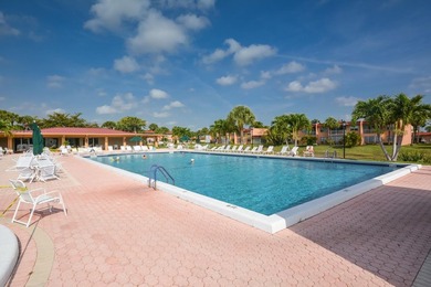 Adorable waterfront villa filled with natural light! This - photo 31