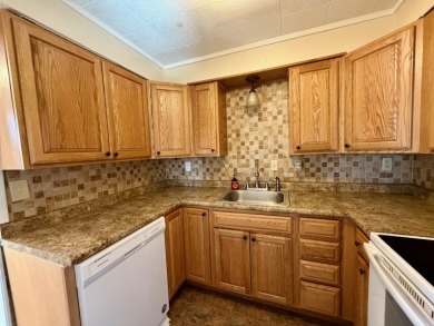 Cabin on the Lake - photo 3