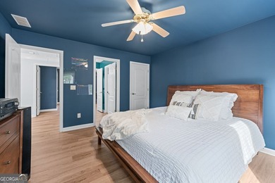 Rediscover one of Hamilton Mill's most coveted lakefront - photo 15