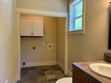 Beautiful home in quiet secluded neighborhood. Surrounded by - photo 16