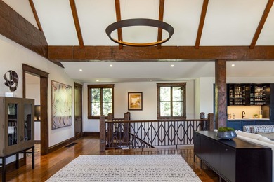 Location, Location, Location. ''Knob Hill Masterpiece'' High on - photo 17