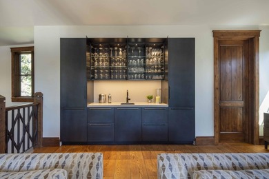 Location, Location, Location. ''Knob Hill Masterpiece'' High on - photo 18
