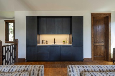 Location, Location, Location. ''Knob Hill Masterpiece'' High on - photo 19