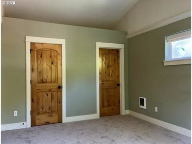 Beautiful home in quiet secluded neighborhood. Surrounded by - photo 24