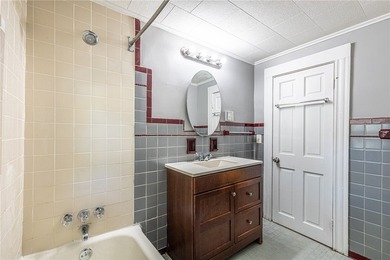 Another Rockin Rochester property; Welcome to 256 Avenue D! This - photo 36