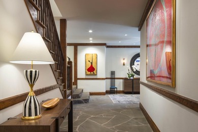 Location, Location, Location. ''Knob Hill Masterpiece'' High on - photo 37