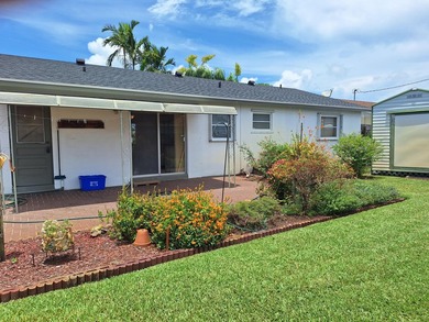 Welcome to this charming and beautifully maintained 3-bedroom - photo 38