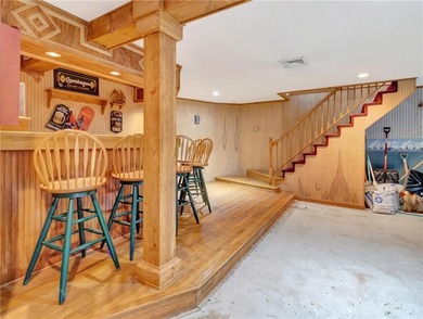 Beautiful condo in Tiverton, close to Fall River shopping & - photo 24