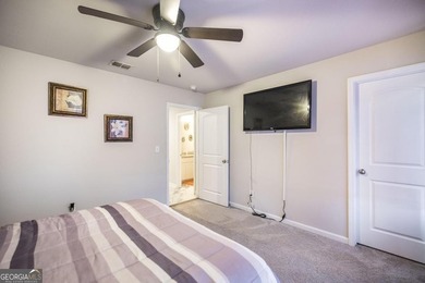 Welcome to 112 Shalako, a beautifully upgraded home offering 5 - photo 26