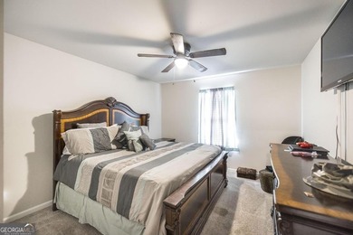 Welcome to 112 Shalako, a beautifully upgraded home offering 5 - photo 27