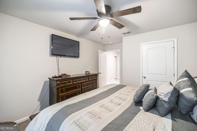 Welcome to 112 Shalako, a beautifully upgraded home offering 5 - photo 28