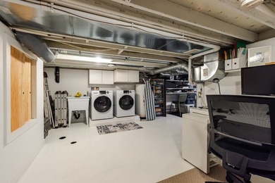 Projet St-Laurent par la Shed Architecture - une residence - photo 32
