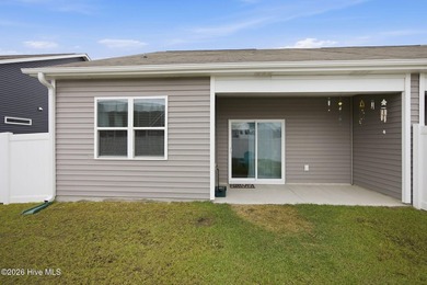 Welcome to 4266 Coralbead in beautiful Leland! This almost-new - photo 33