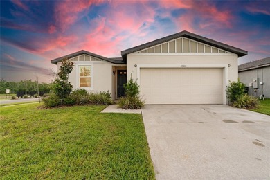 OFFERING $7,000 TOWARD THE BUYER'S CLOSING COSTS OR INTEREST - photo 33
