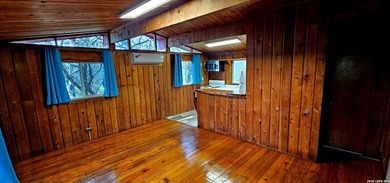 Unique property located in the tree covered hills above Medina - photo 16
