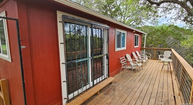 Unique property located in the tree covered hills above Medina - photo 17
