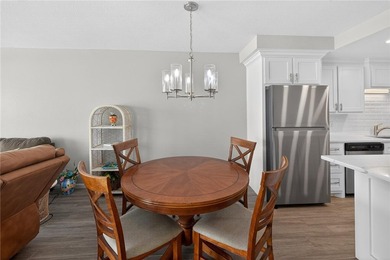 Beautiful Gulfstream Fourth floor BEACHFRONT condo. A *must see* - photo 15