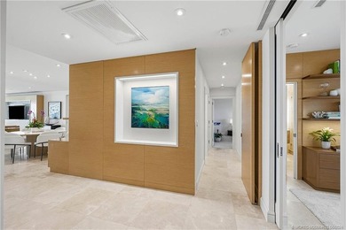 Chic 3rd floor condo in Sailfish Point offers an exceptional - photo 22
